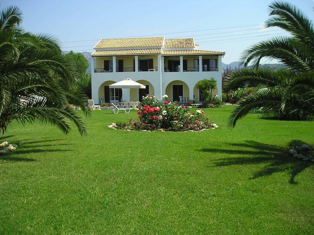 Eleftheria Studios And Apartments Acharavi  Exterior foto
